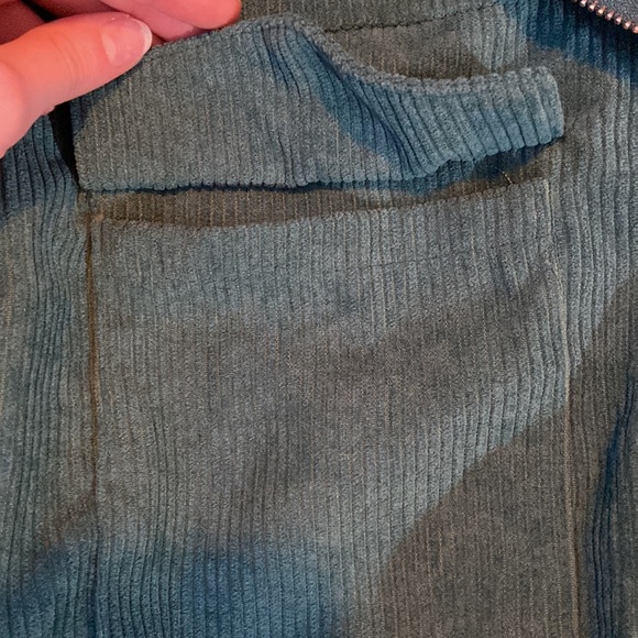 Green corduroy cropped jacket. Shein brand, size small. - Picture 4 of 5